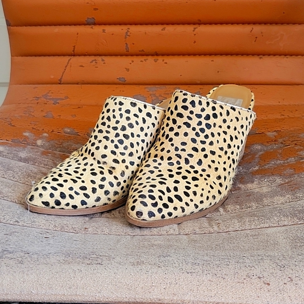 Dolce Vita 7.5 Leopard Calf Hair Mules